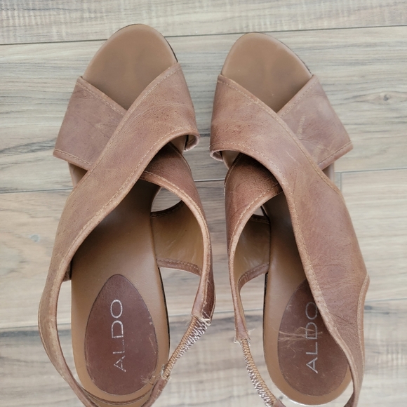 Also Leather and wood heels, 9.5, brown - Picture 3 of 5